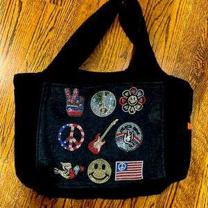 Cutest most stylish Butter school tote bag !! Get it before it’s gone.